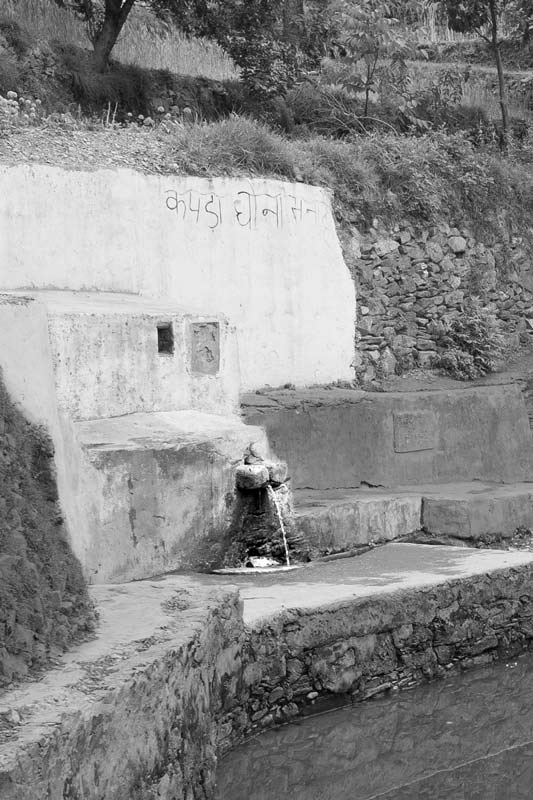 Traditional water supply science and technology of India - 'Chahal' – a protected spring in a village in district Tehri Garhwal, Uttarakhand